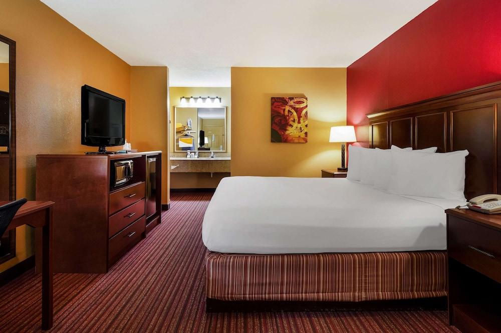 Quality Inn & Suites West Helena photo 18