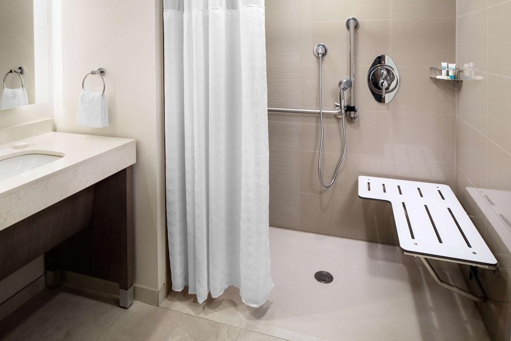 Hyatt House North Scottsdale photo 18