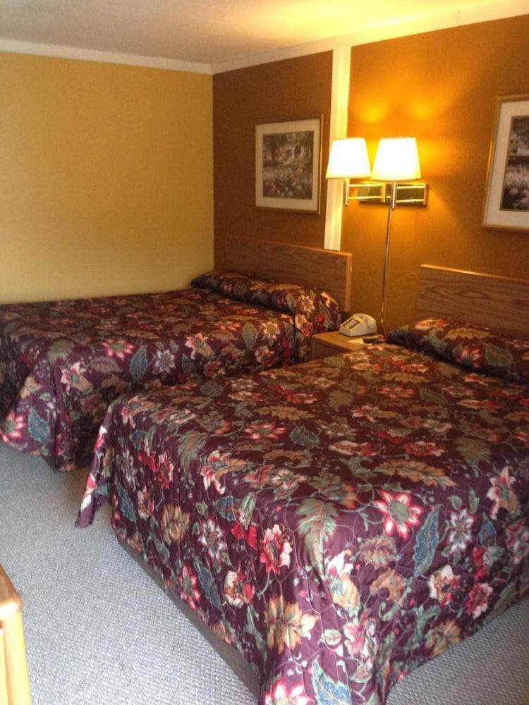 Sportsman Inn and Suites photo 21
