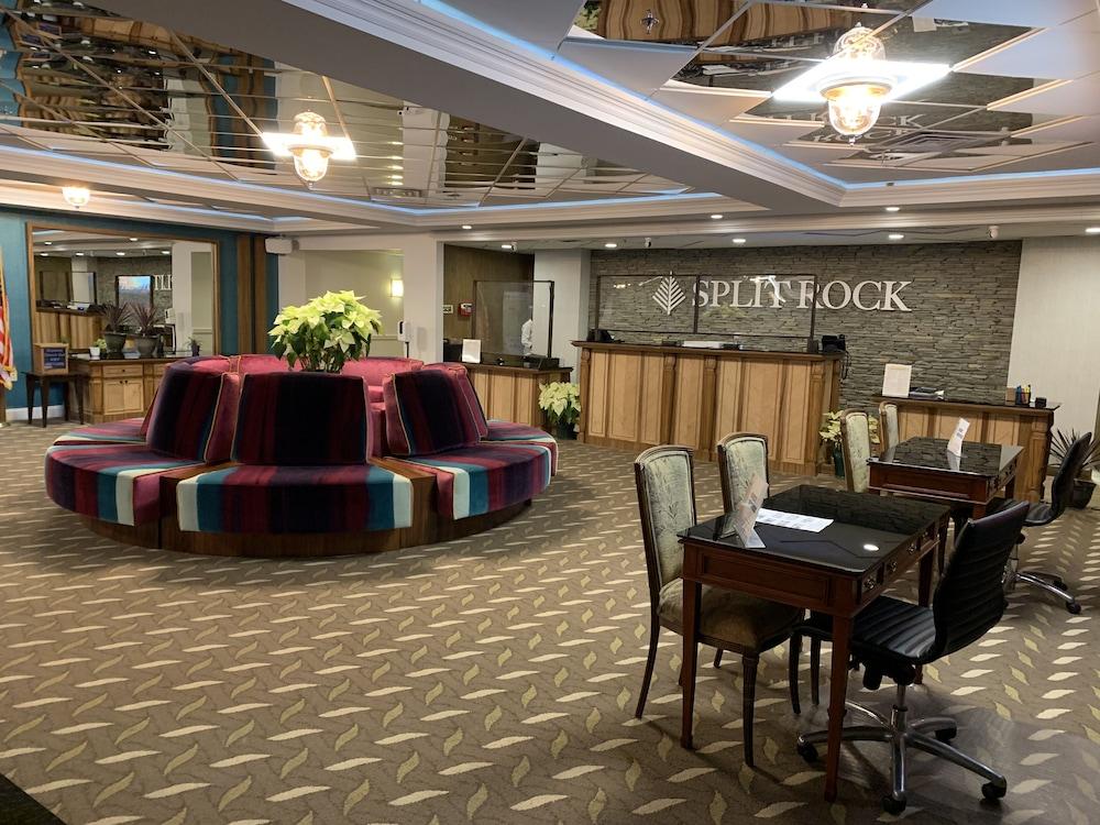 Split Rock Resort photo 43