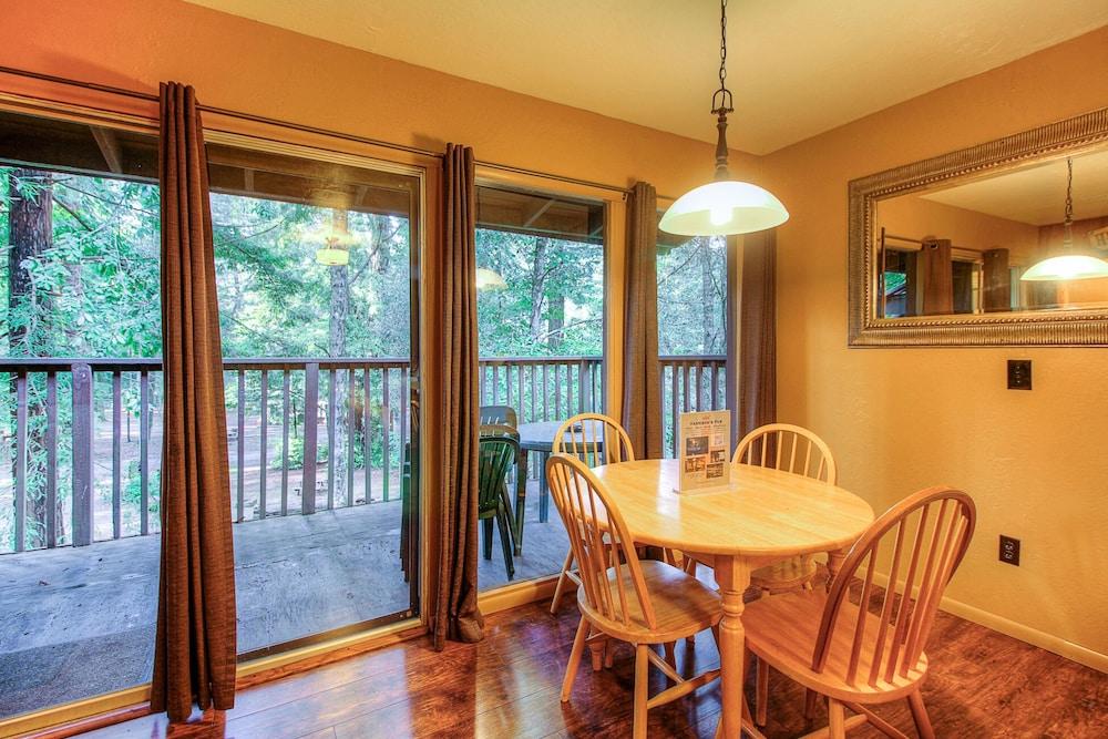 Redwoods River Resort photo 88