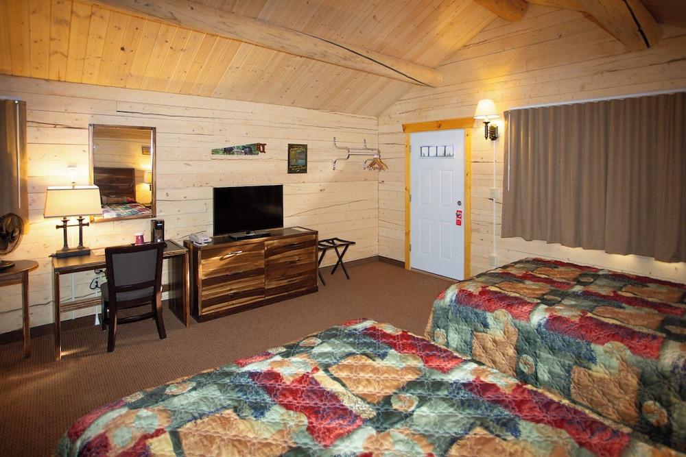 Young's Motel photo 28