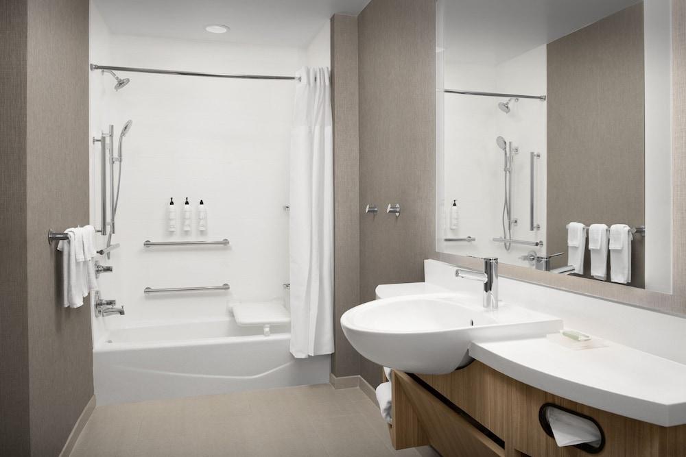 Springhill Suites By Marriott Fayetteville I 95 photo 21