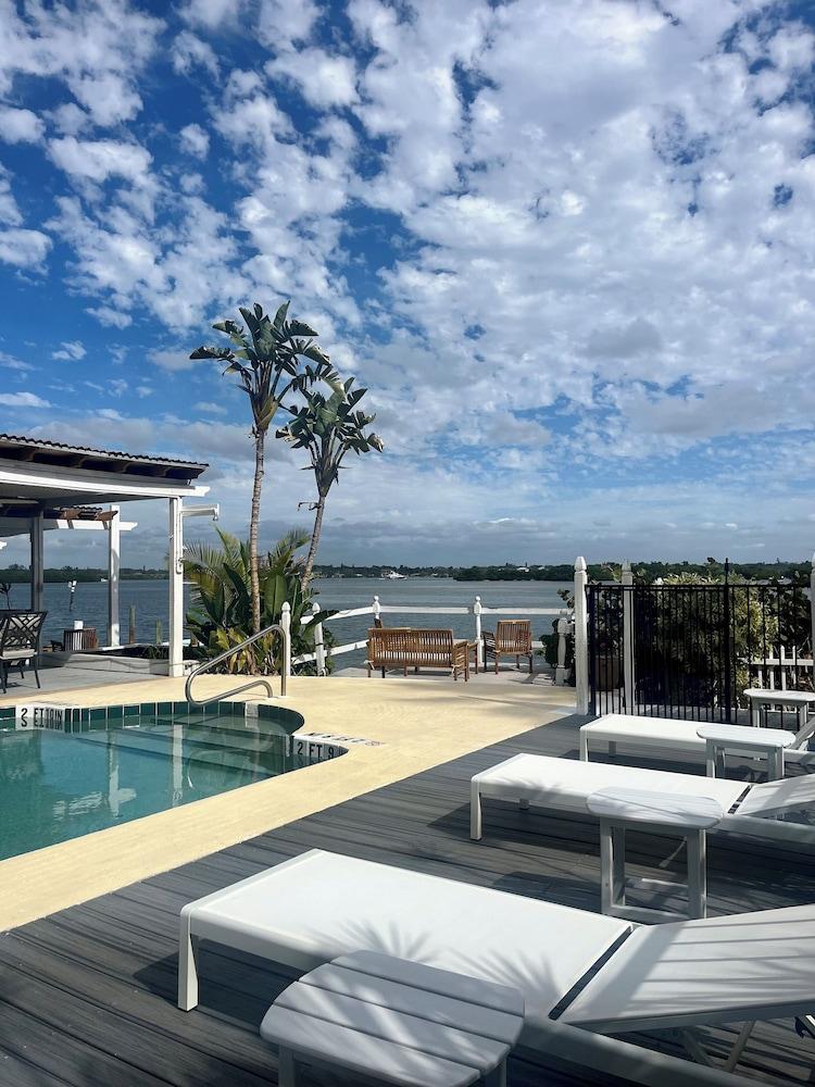 Turtle Beach Resort photo 91