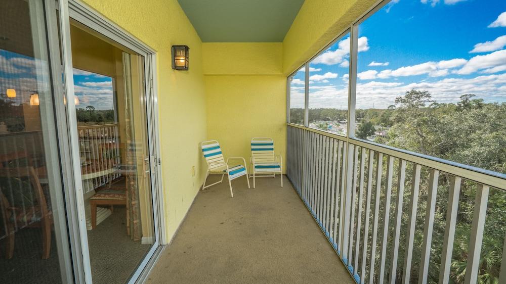 Barefoot Suites photo 64