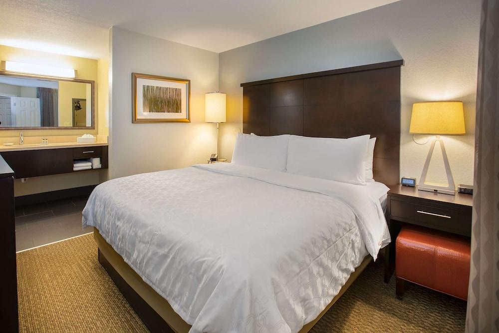 Sonesta ES Suites Orlando - Lake Buena Vista photo 18