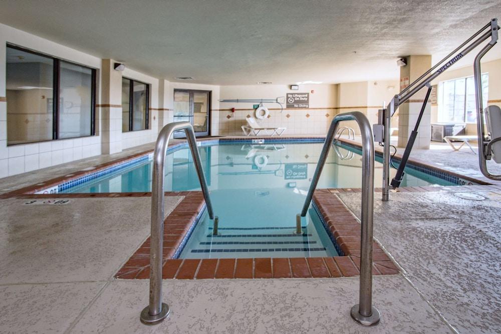 Hampton Inn Oklahoma City/Yukon photo 36