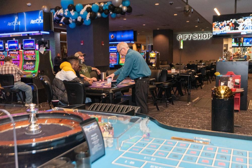 Royal River Casino and Hotel photo 31