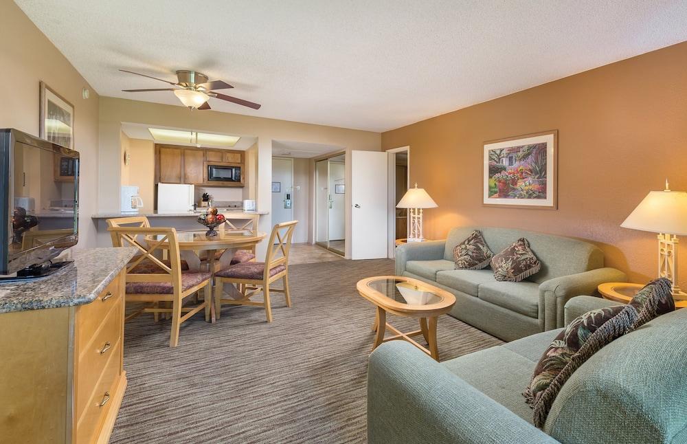 WorldMark Palm Springs - Plaza Resort and Spa photo 12