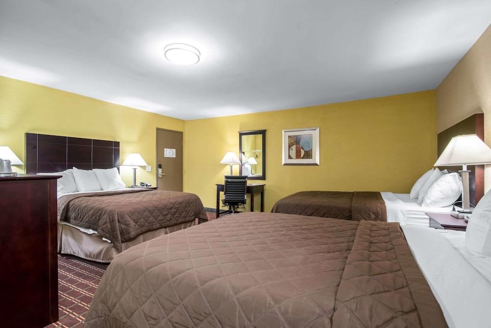 Rodeway Inn Towanda photo 14