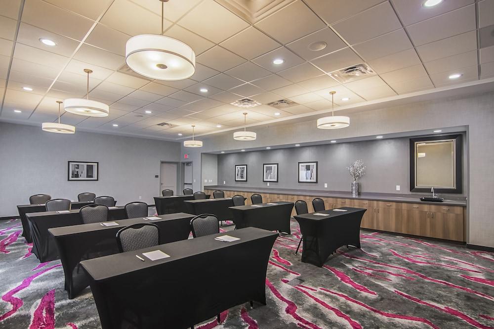 Hampton Inn & Suites Dallas/Richardson photo 37