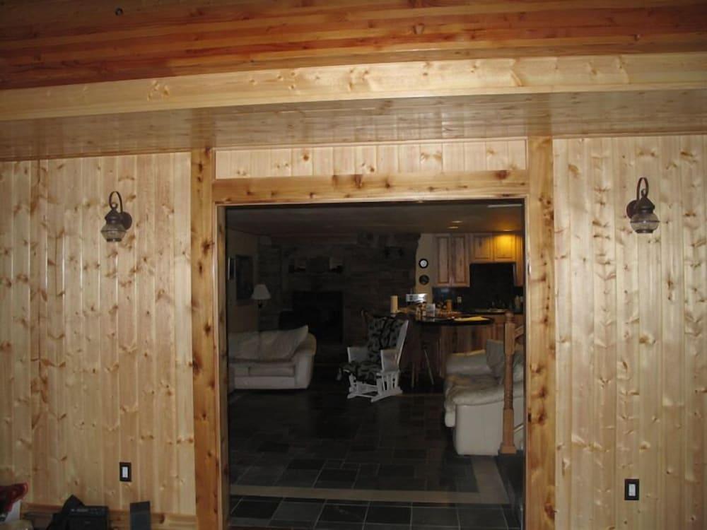 Twin Peaks Lodge and RV Park photo 12