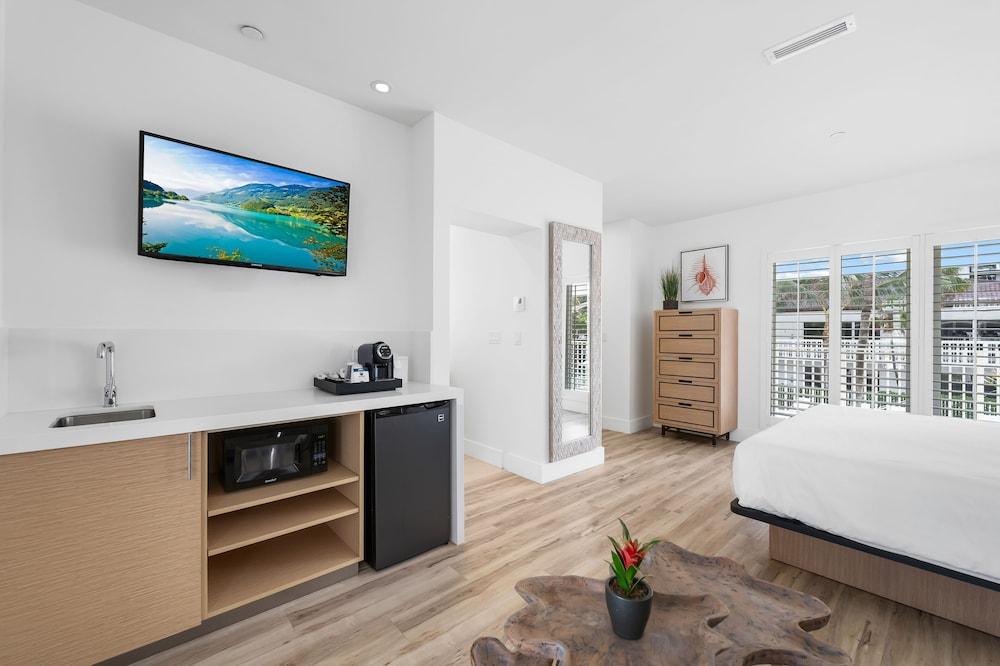 Beachcomber Resort & Club photo 63