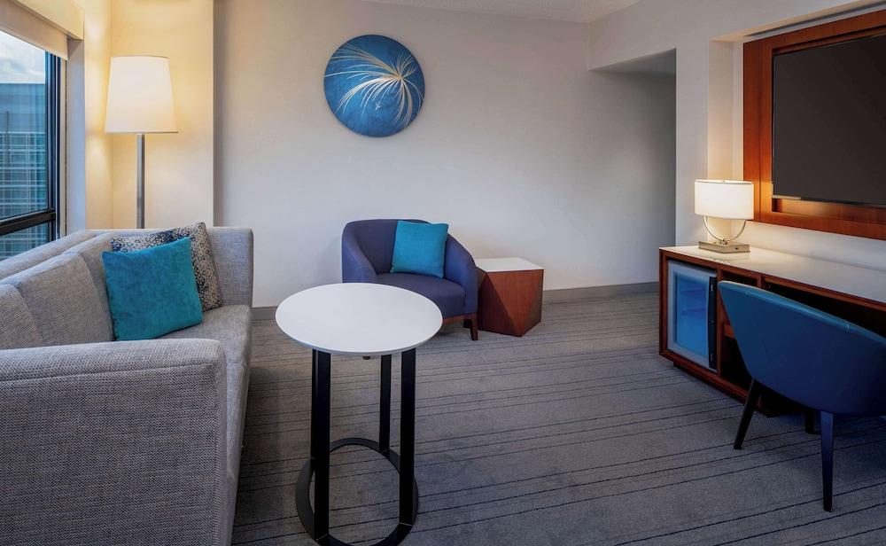 Hyatt Regency Crystal City photo 2