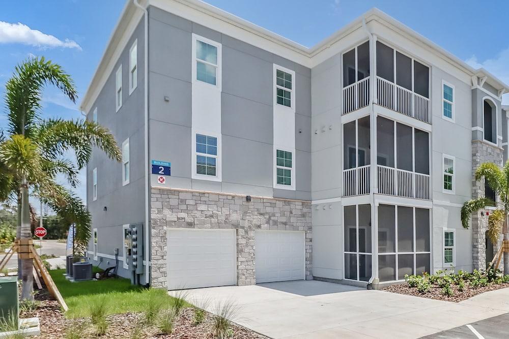 Swiftwater Apartments By Barsala — hotel in Port Charlotte