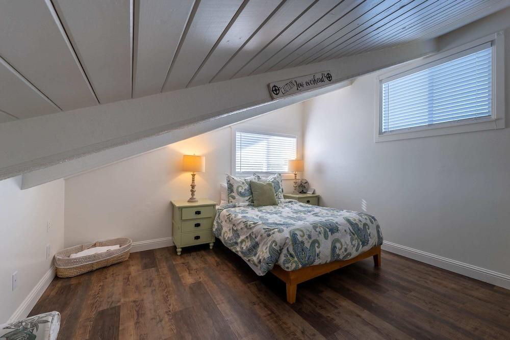 Bandon Marina Inn photo 36