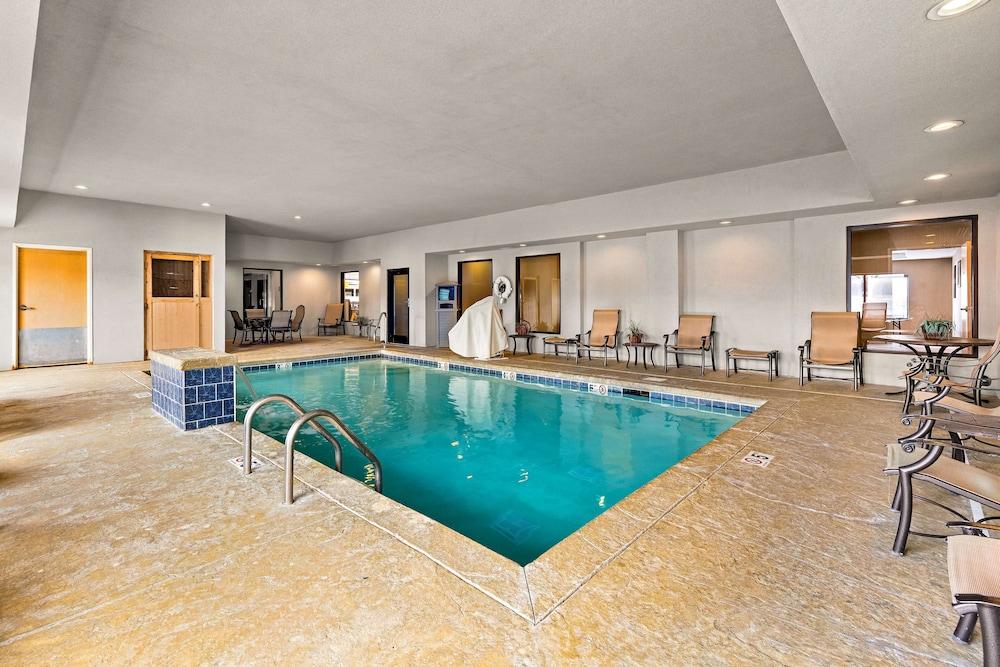 Sonesta Essential Indianapolis Airport photo 11