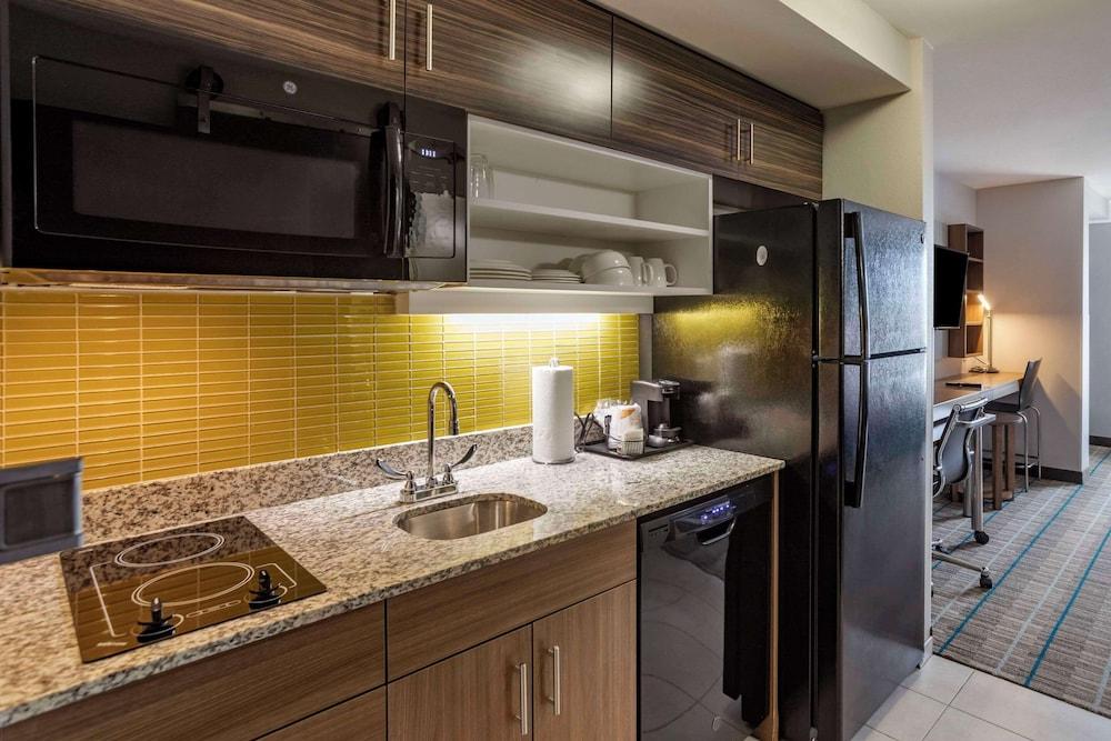 MainStay Suites Bowling Green North photo 2