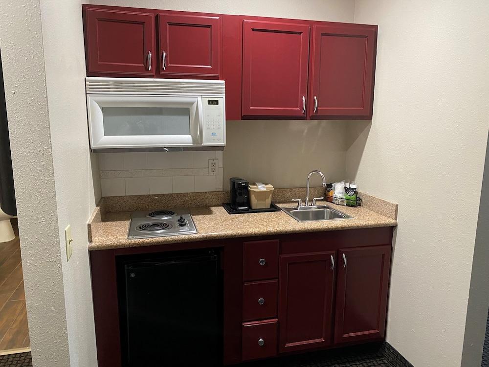 Baymont by Wyndham Colorado Springs photo 21