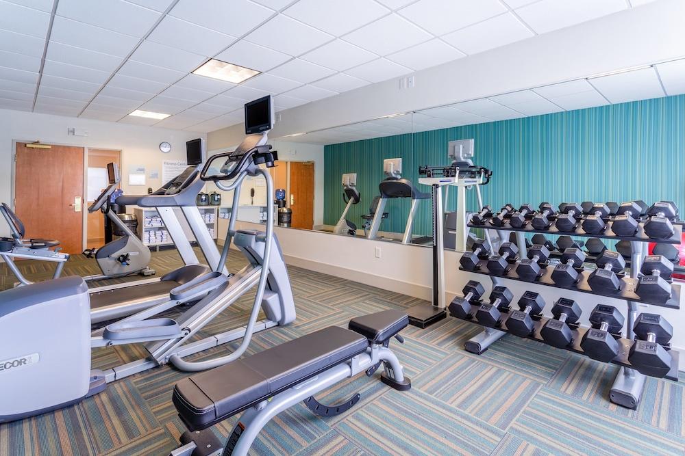 Holiday Inn Express & Suites Cedar Falls - Waterloo by IHG photo 19