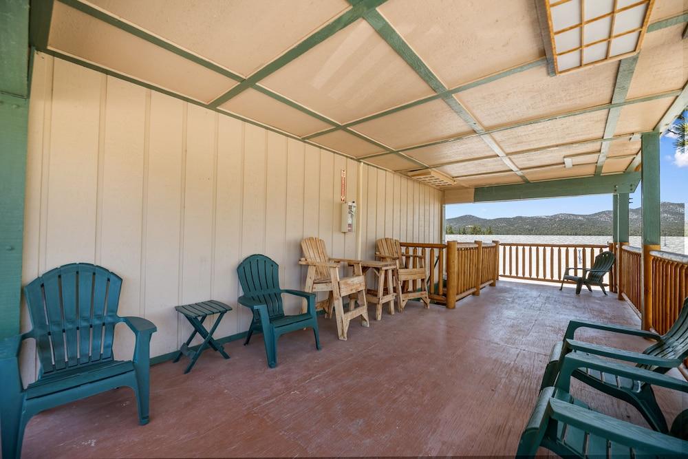 Big Bear Lakefront Lodge photo 63