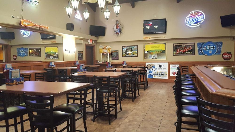 Americas Best Value Inn Chippewa Falls photo 25