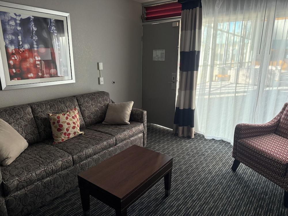 Sonesta Essential Rapid City photo 27