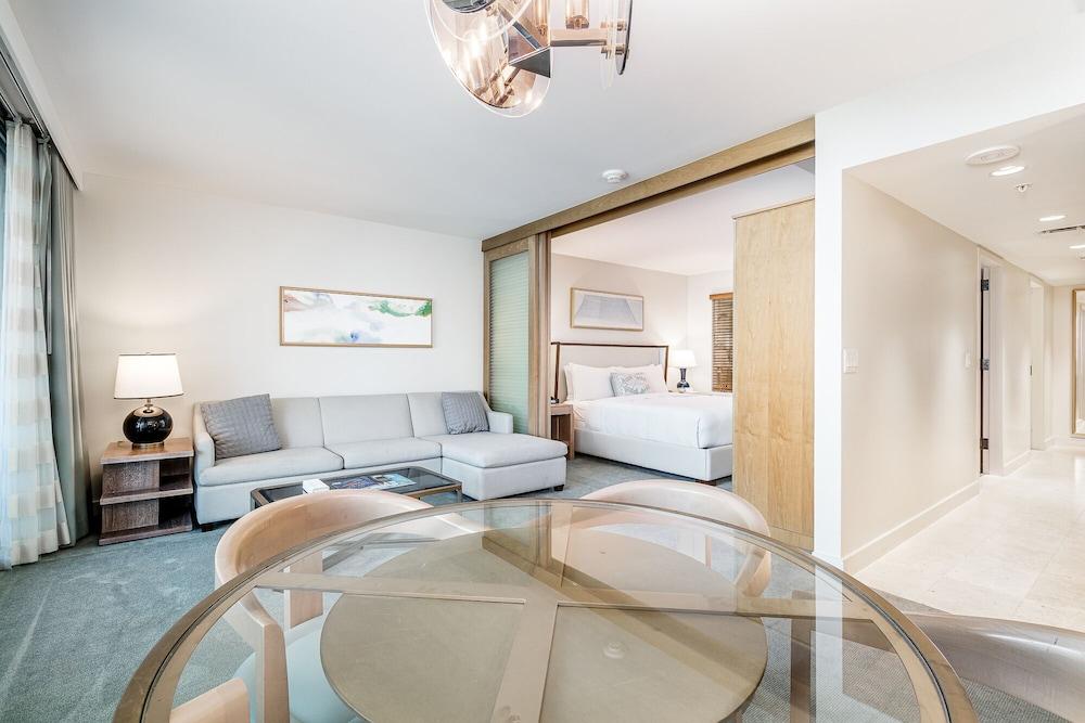 Real Select at the Ritz Carlton Residences, Waikiki Beach photo 41