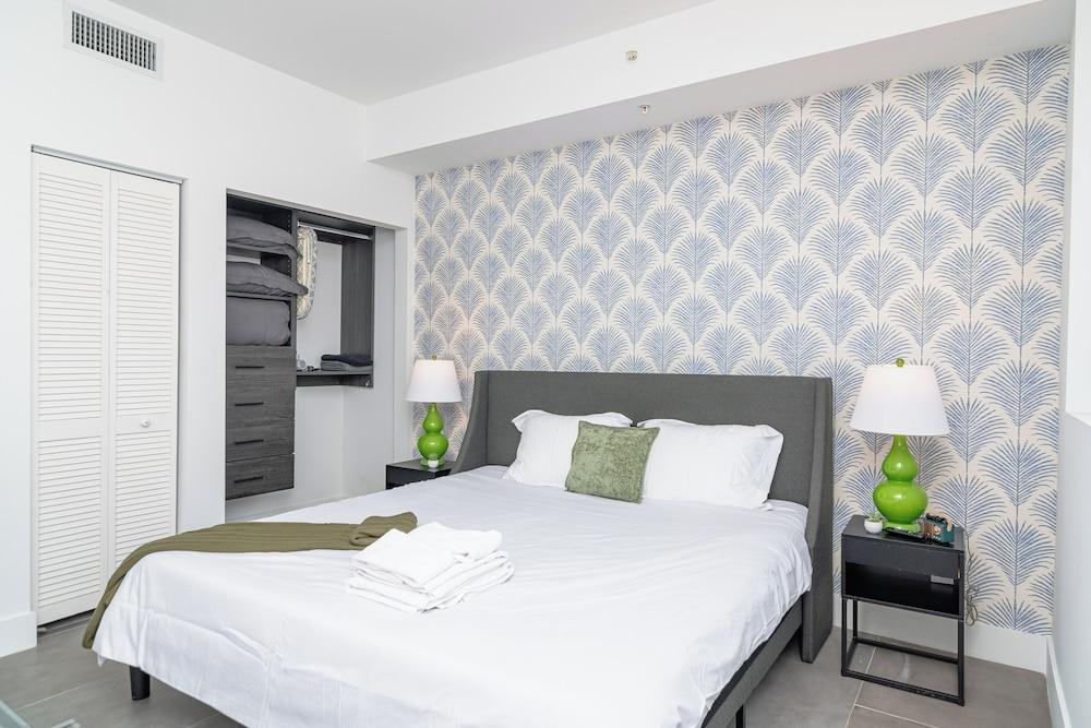Metro Park Hotel photo 99