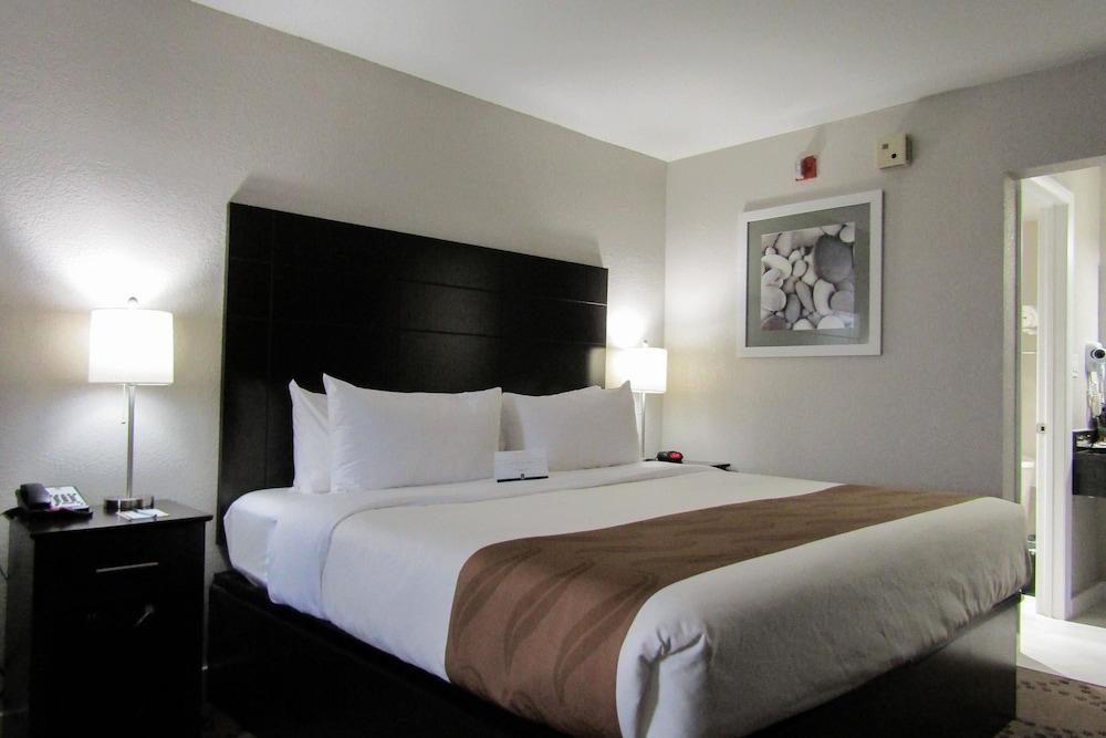 Quality Inn & Suites Kissimmee by The Lake photo 21