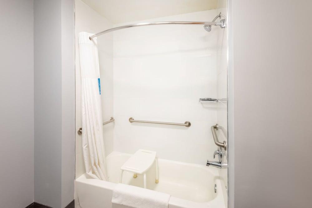 Hampton Inn Belle Vernon photo 54