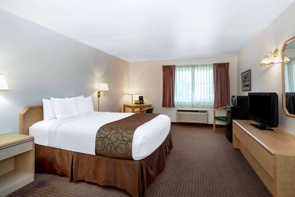 Inn at Lander, Travelodge by Wyndham photo 23