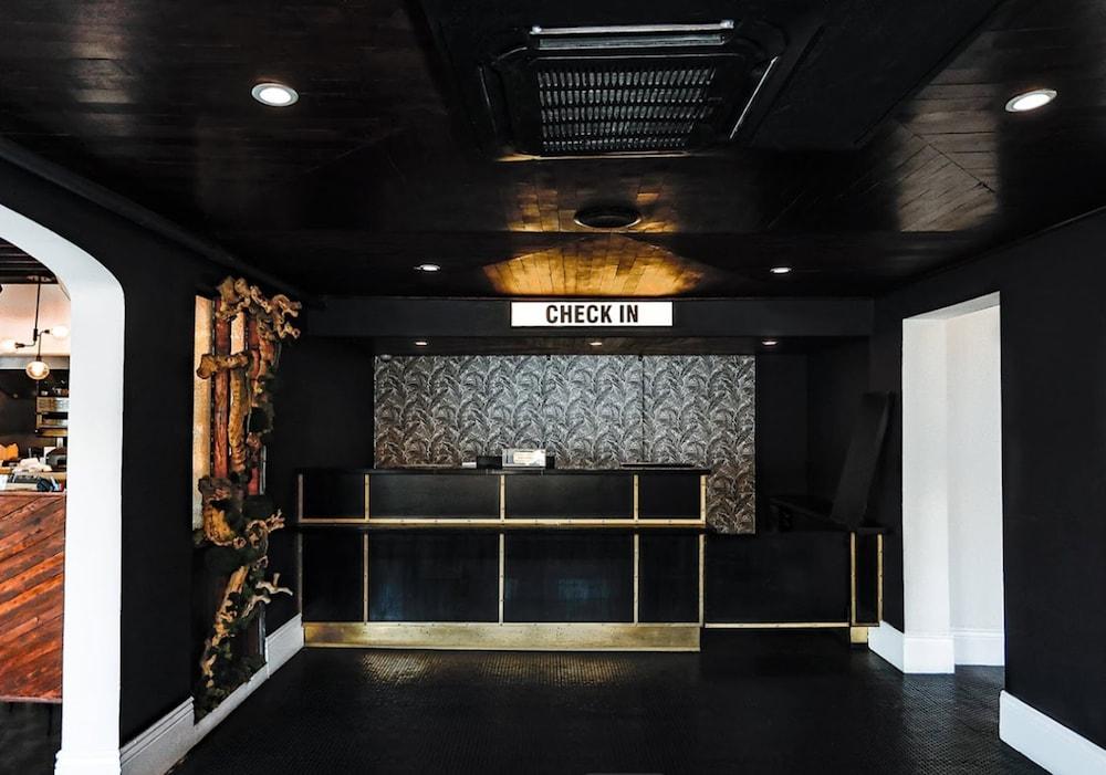 H Hotel photo 25