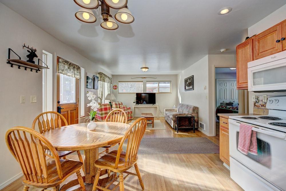 Cascade Lake Inn photo 45