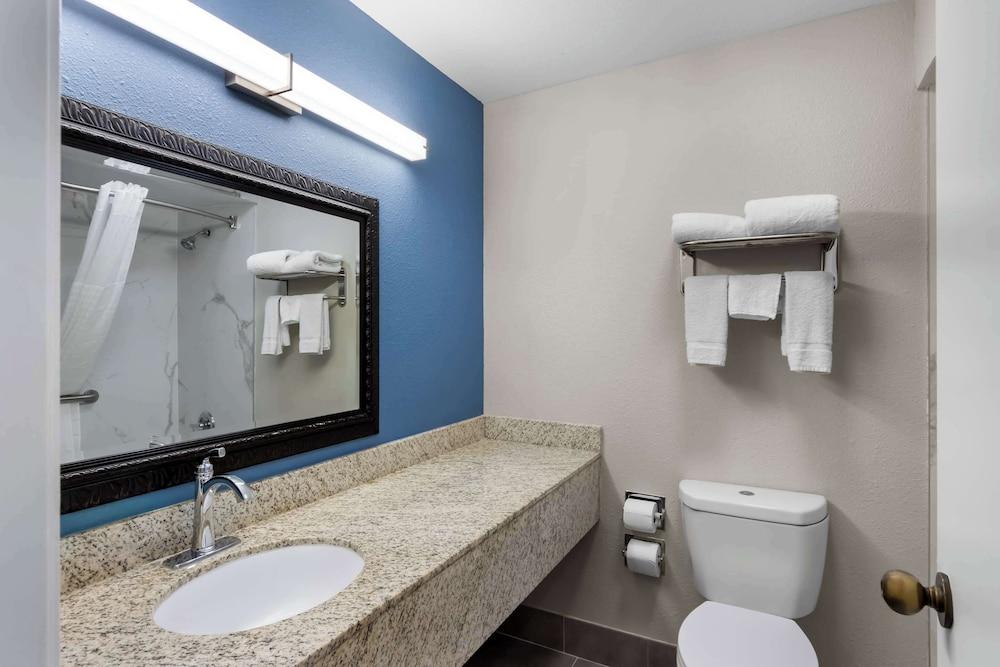 Park Inn by Radisson photo 2