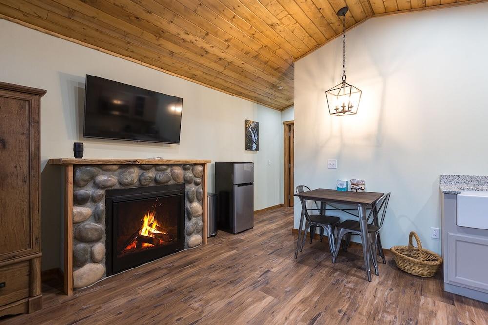 Woodland Inns photo 11