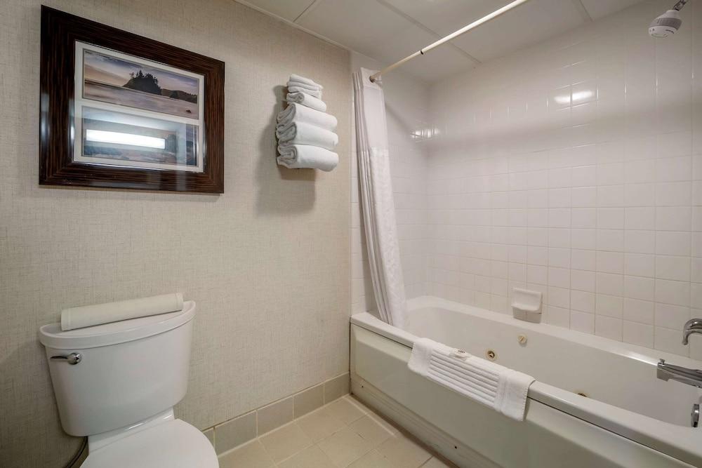 Comfort Inn Eureka photo 20