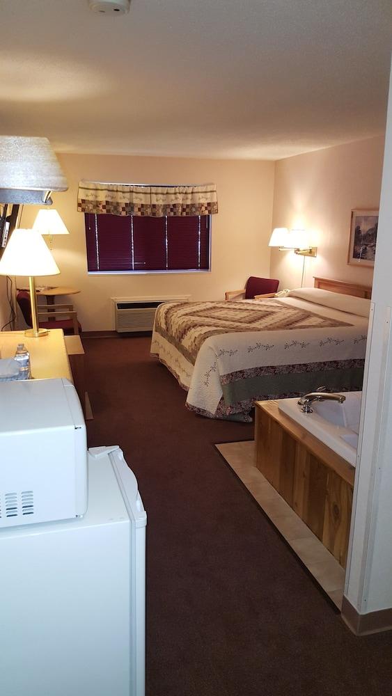 Chicaugon Lake Inn photo 4