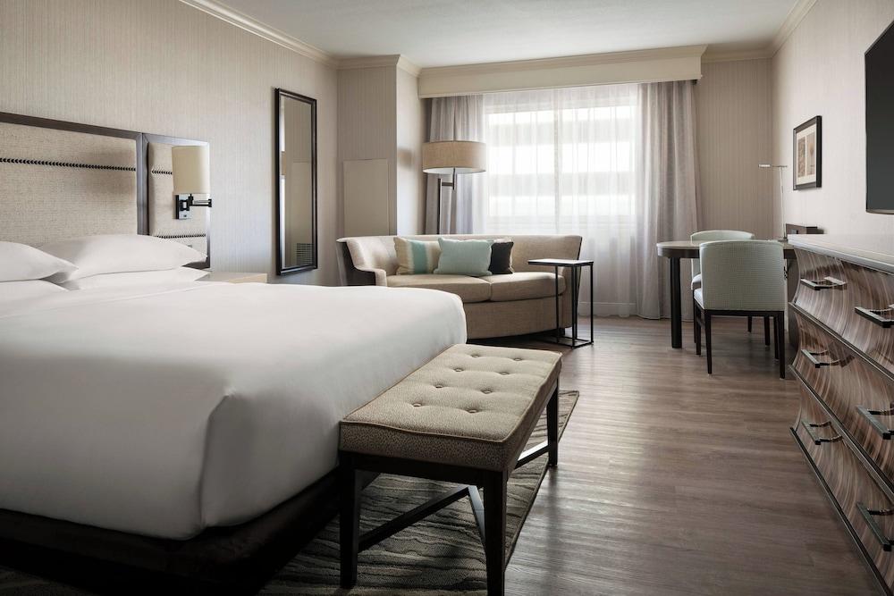 Marriott City Center photo 34