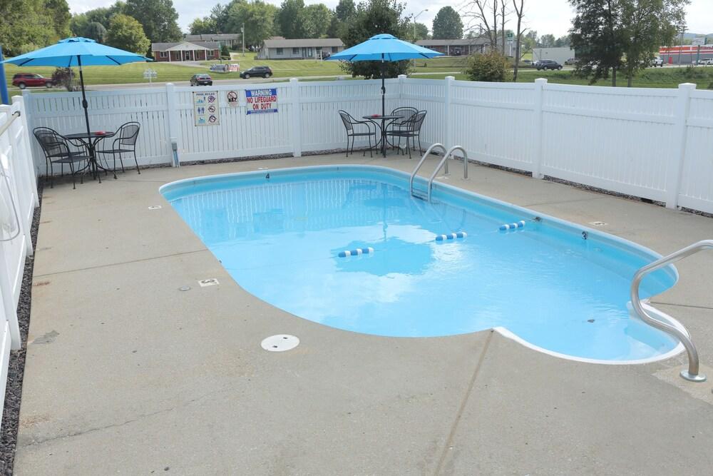 Madison Inn Lodge photo 10