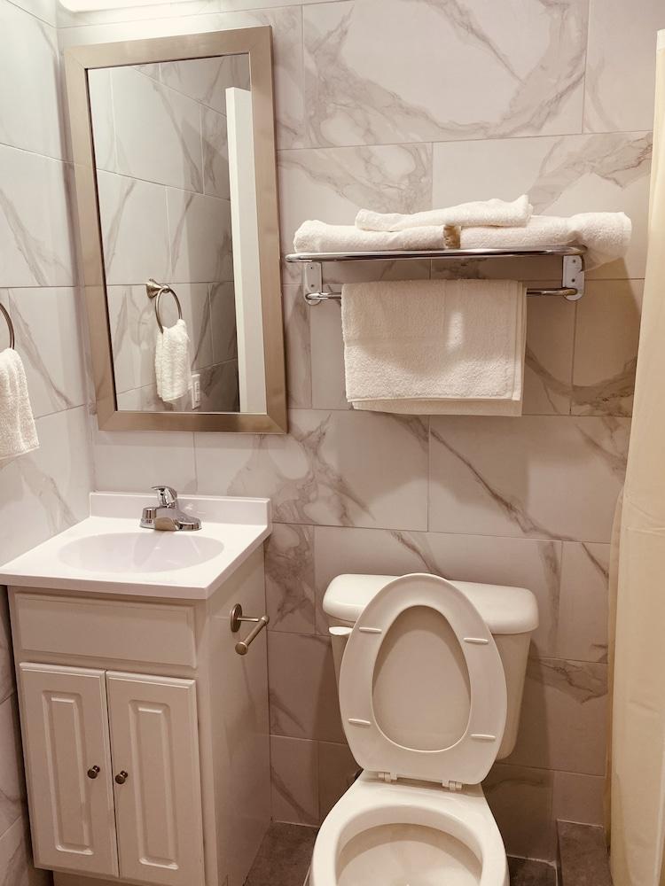 Surface Inn Brooklyn photo 7