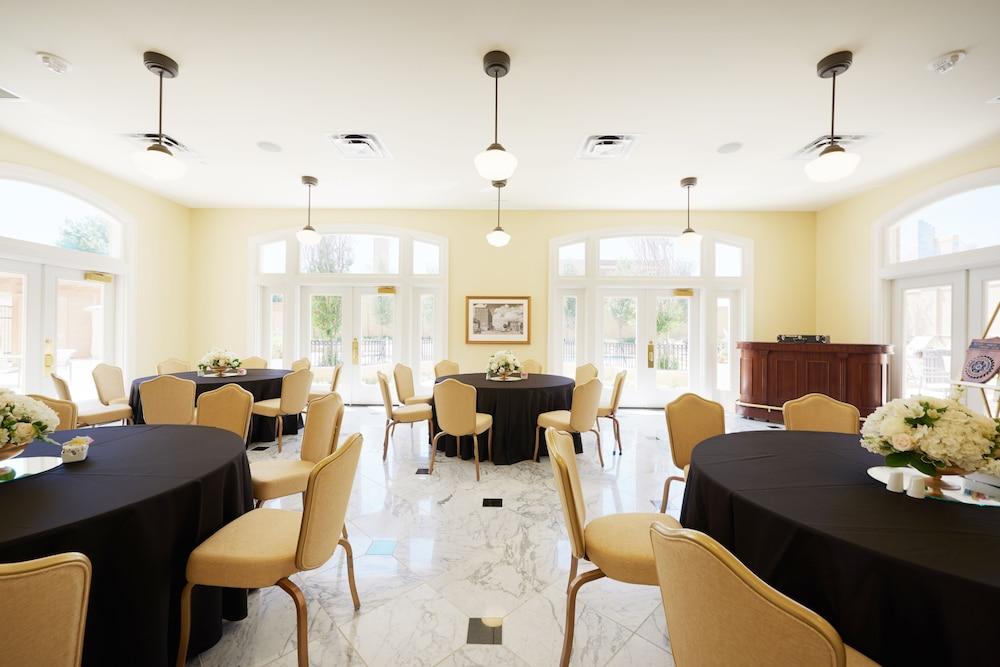 Hotel Settles photo 3