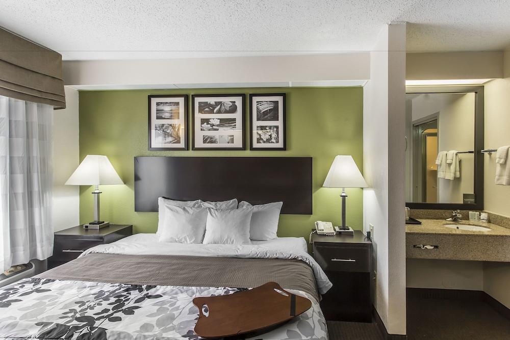 Studio 6 Suites – Knoxville, TN photo 3