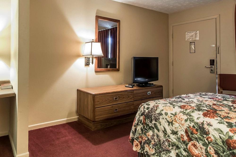 Rodeway Inn Jackson Northwest photo 42