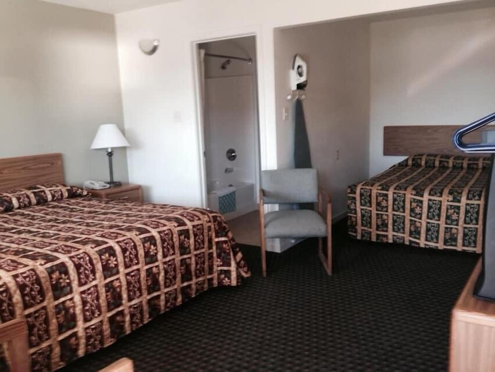 Lake Marina Inn photo 2