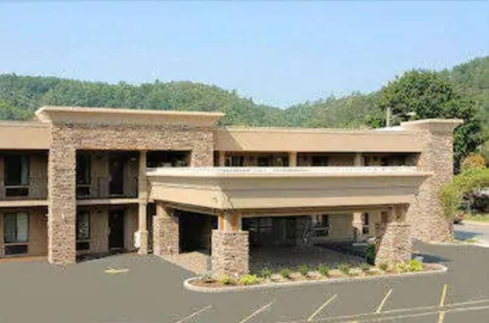 Quality Inn Covington Downtown photo 26
