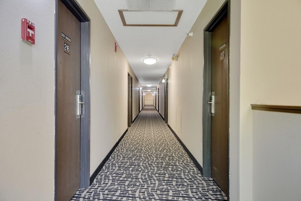North Town Inn & Suites photo 8