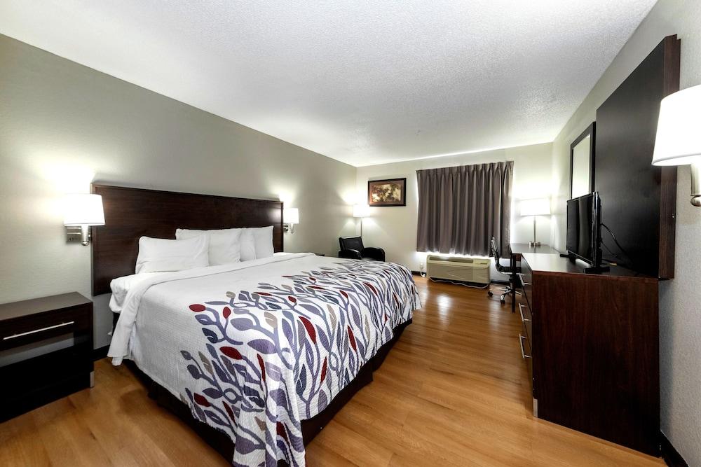 Red Roof Inn Atlanta Southeast - Stockbridge photo 27