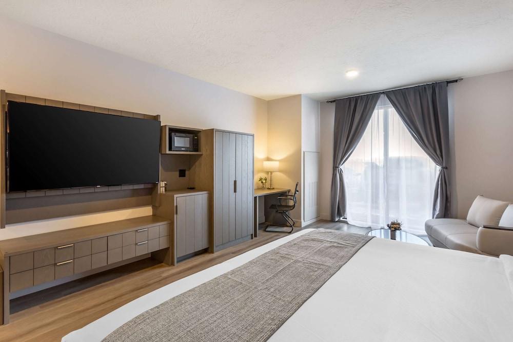 The Valor, an Ascend Collection Hotel photo 12