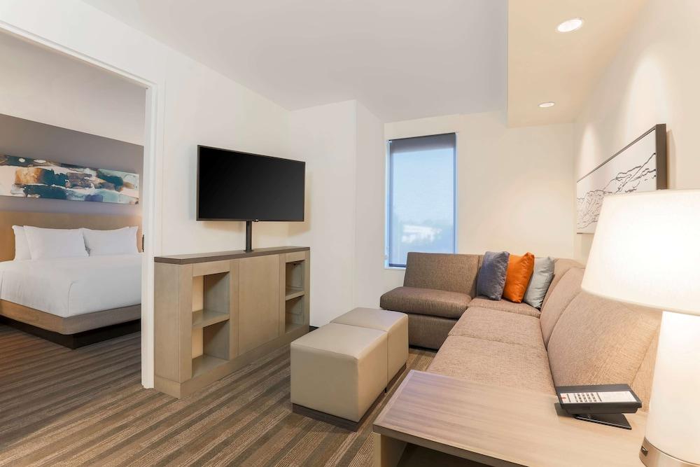 Hyatt House Davis photo 30
